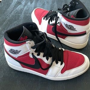 Men’s AJ1 Hi Carmine